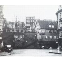 166_D_0986 Altes Bild vom Altonaer Hafen - Blick auf die Köhlbrandtreppe. | Koehlbrandteppe - historische Hafentreppe am Fischereihafen Altona.